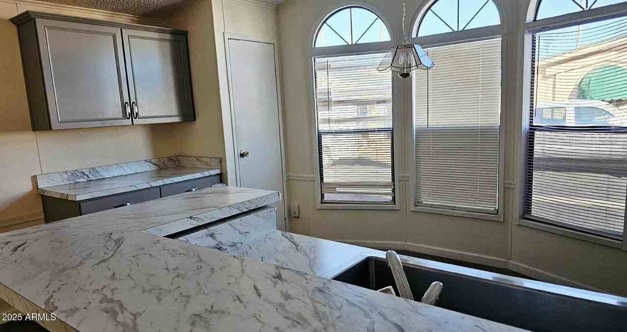 6162 S Pinehurst Dr - Photo 5 of 18