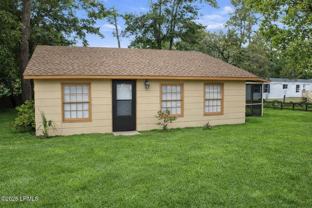 2 Wallace Rd - Photo 1 of 1