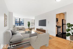 W 87th St #14C - Photo 1 of 1