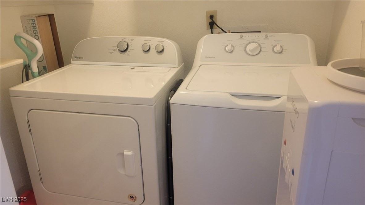 2140 Willowbury Dr #A - Photo 4 of 12