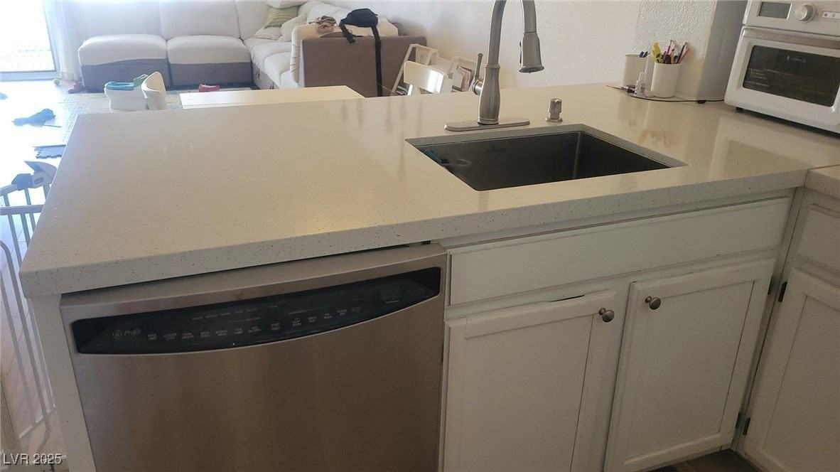 2140 Willowbury Dr #A - Photo 7 of 12