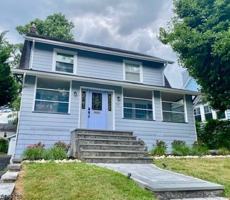 featured image of 220 S Ridgewood Rd