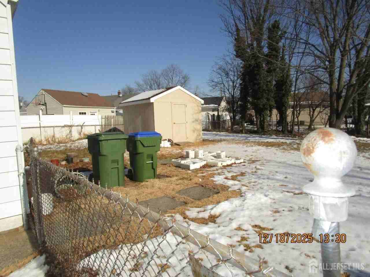 25 Hull Dr - Photo 3 of 16