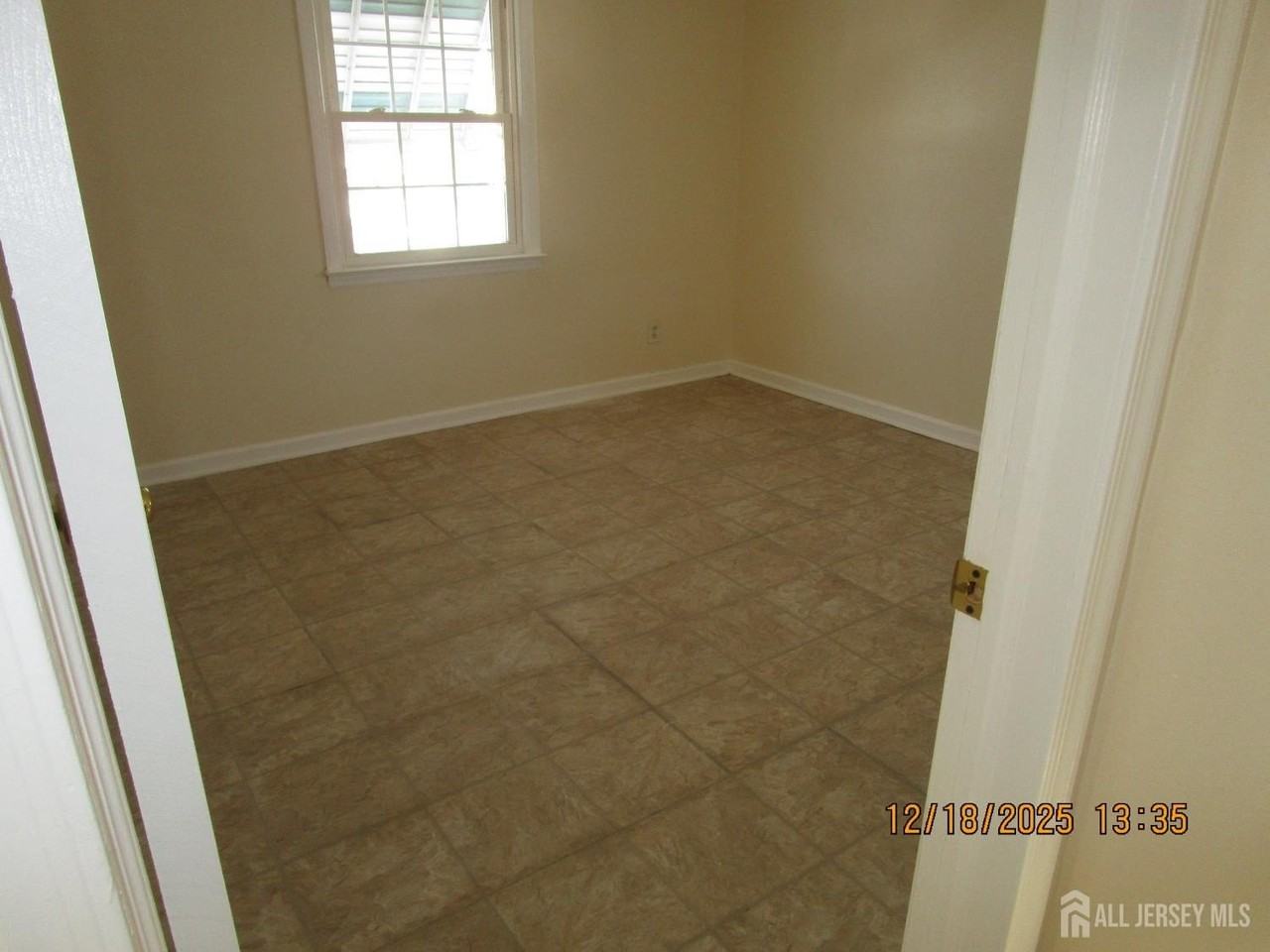 25 Hull Dr - Photo 6 of 16