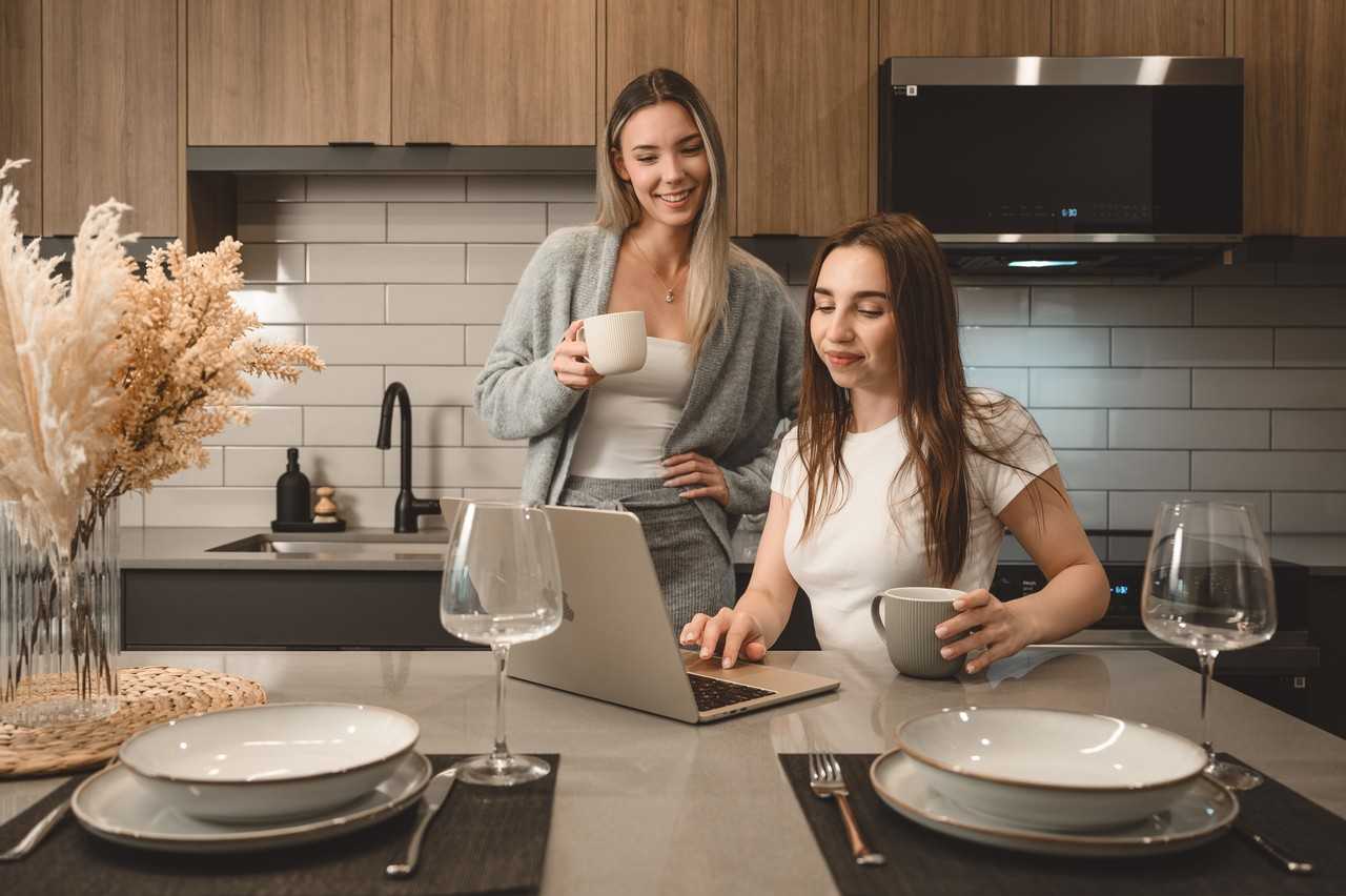 Petro Fina Residences - Photo 4 of 50