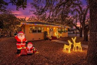 2201 Park St N - Photo 1 of 1