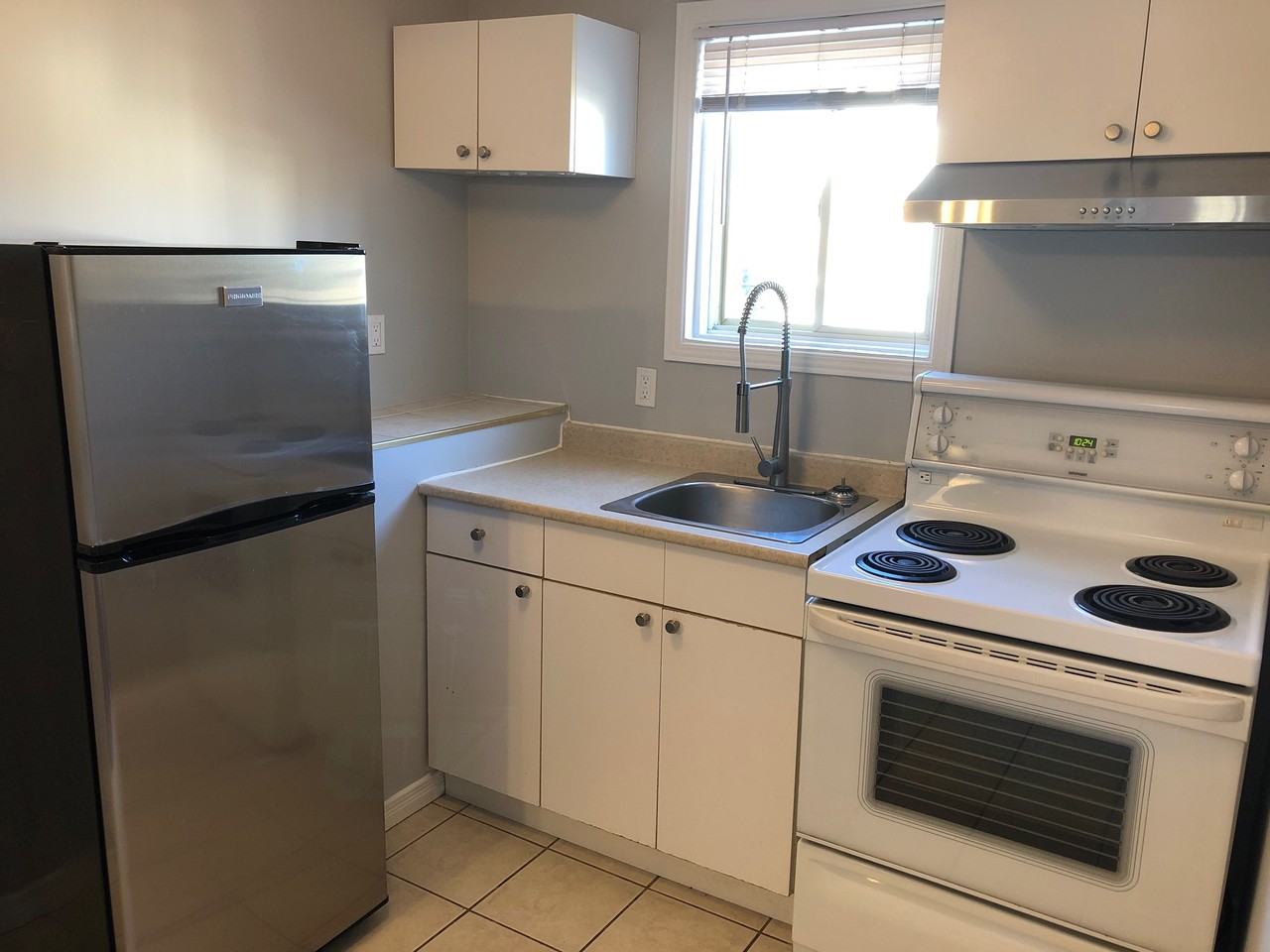 41 Fairview Unit 2A - Photo 2 of 13