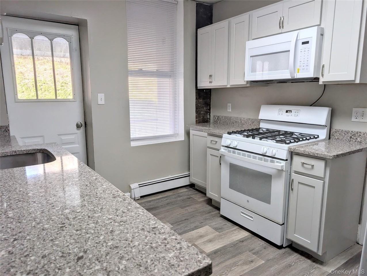 12 Railroad Ave Fl 2 #FL2 - Photo 2 of 21