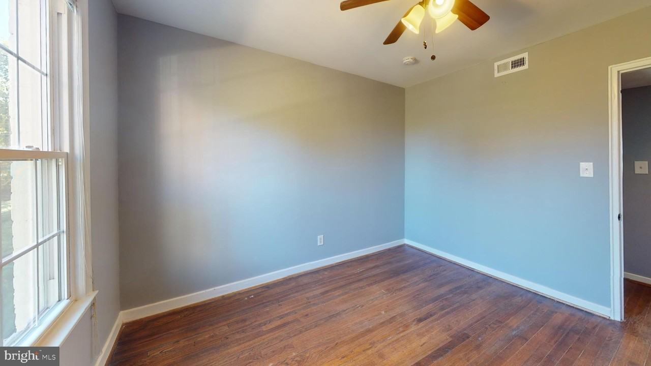 2203 Washington Ave Apt 102 #102 - Photo 6 of 13