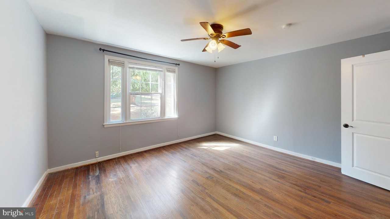 2203 Washington Ave Apt 102 #102 - Photo 7 of 13