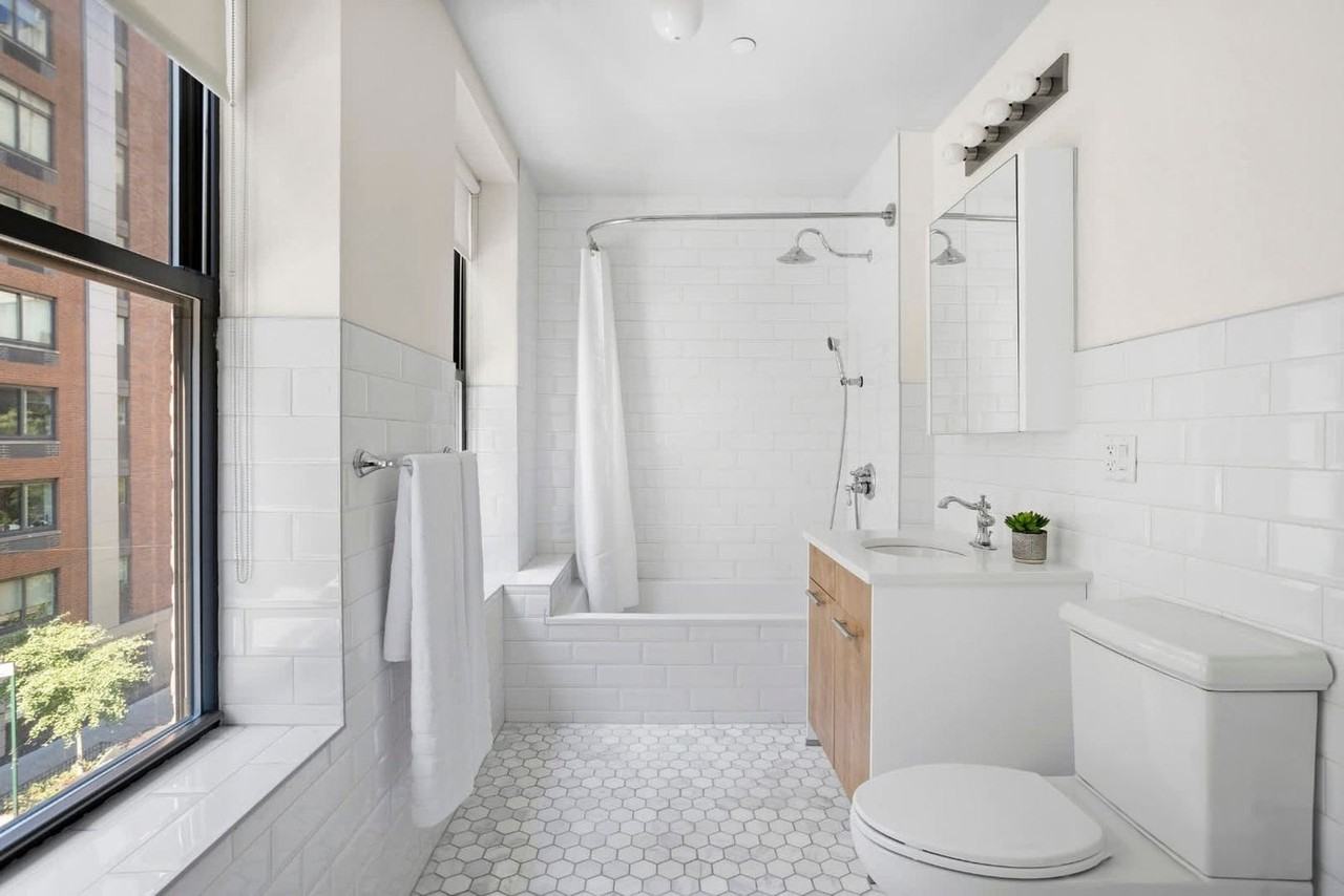 517 West 45th Street - Photo 7 of 9