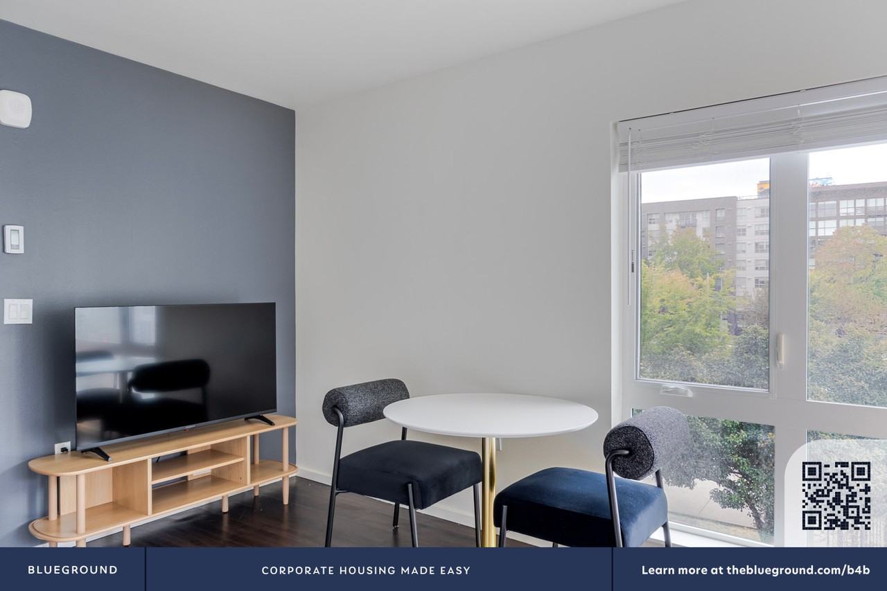 5001 Brooklyn Ave Ne #917 - Photo 6 of 20