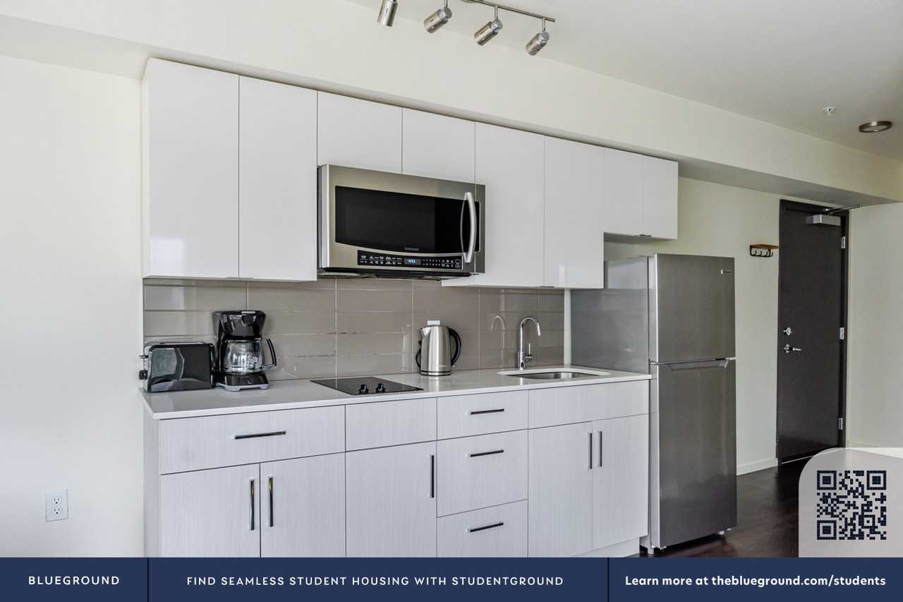 5001 Brooklyn Ave Ne #917 - Photo 7 of 20