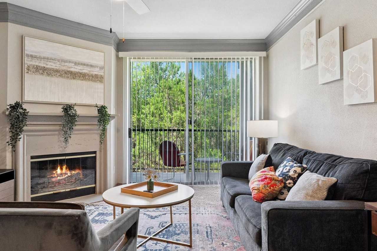 12100 Metric Boulevard - Photo 4 of 98