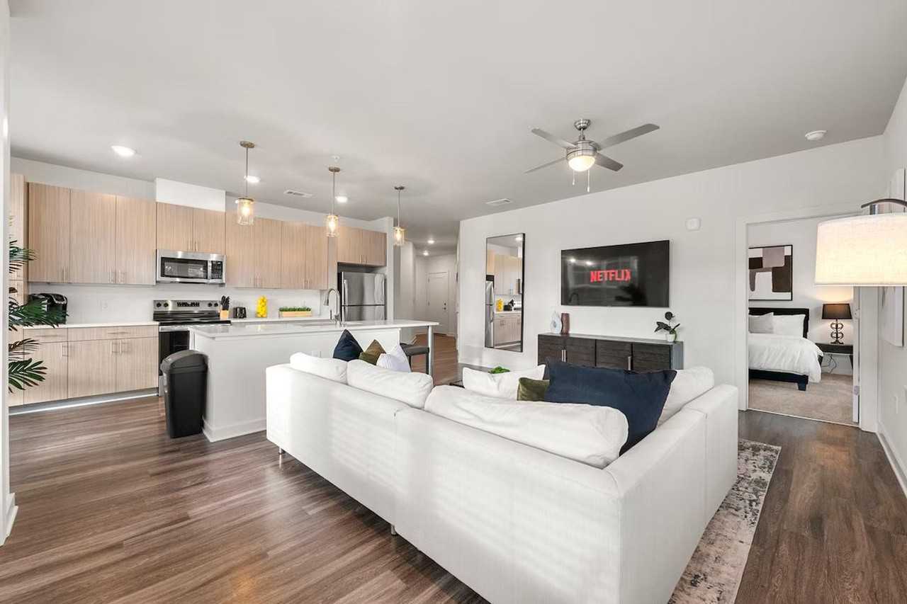 2048 Bolton Dr Nw #1355655P - Photo 6 of 16