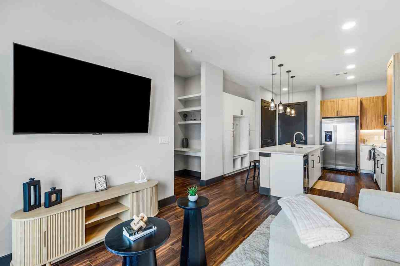 9127 Research Blvd #1365733P - Photo 2 of 39