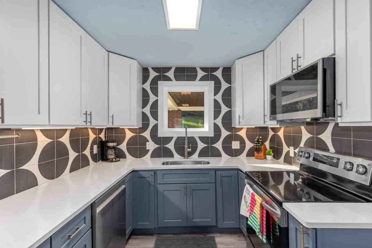 21 Coldbrook St Ne #1364139P - Photo 5 of 15