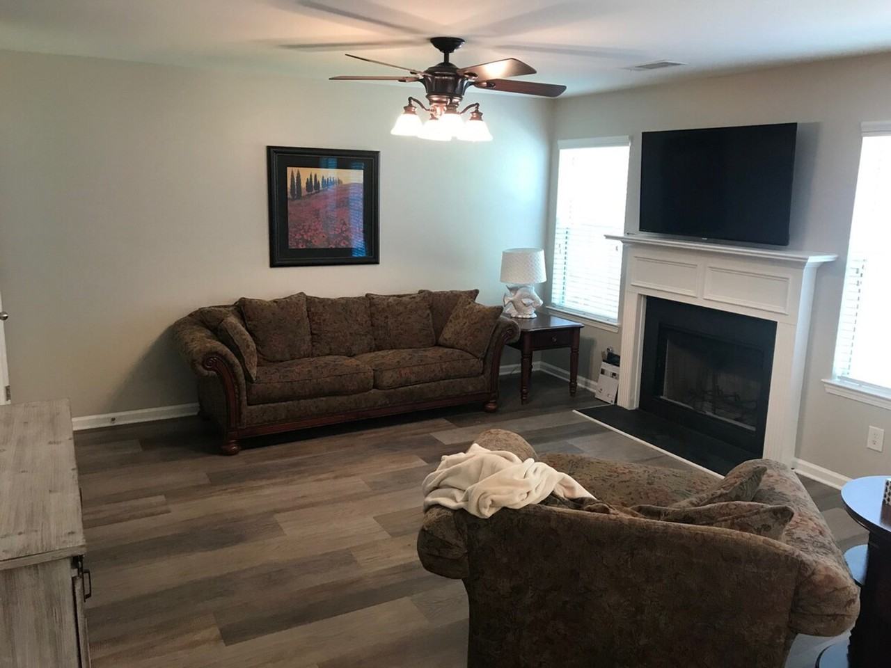 327 Hidden Creek Ln #1289337P - Photo 3 of 43