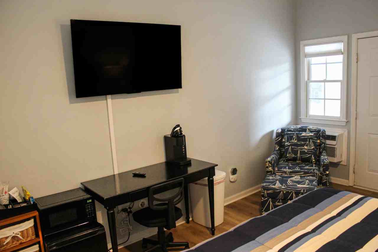 125 Royal Poste Road - Photo 5 of 28