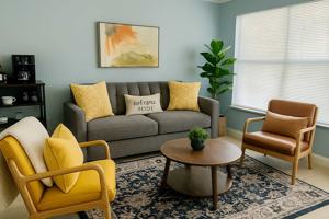 featured image of 4211 Ne 13th Ave