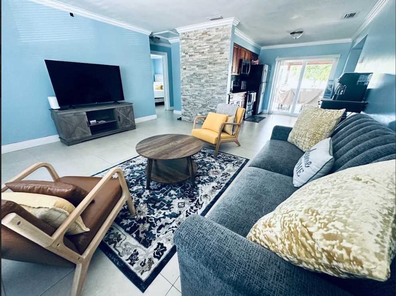 4211 Ne 13th Ave #1332459P - Photo 4 of 27