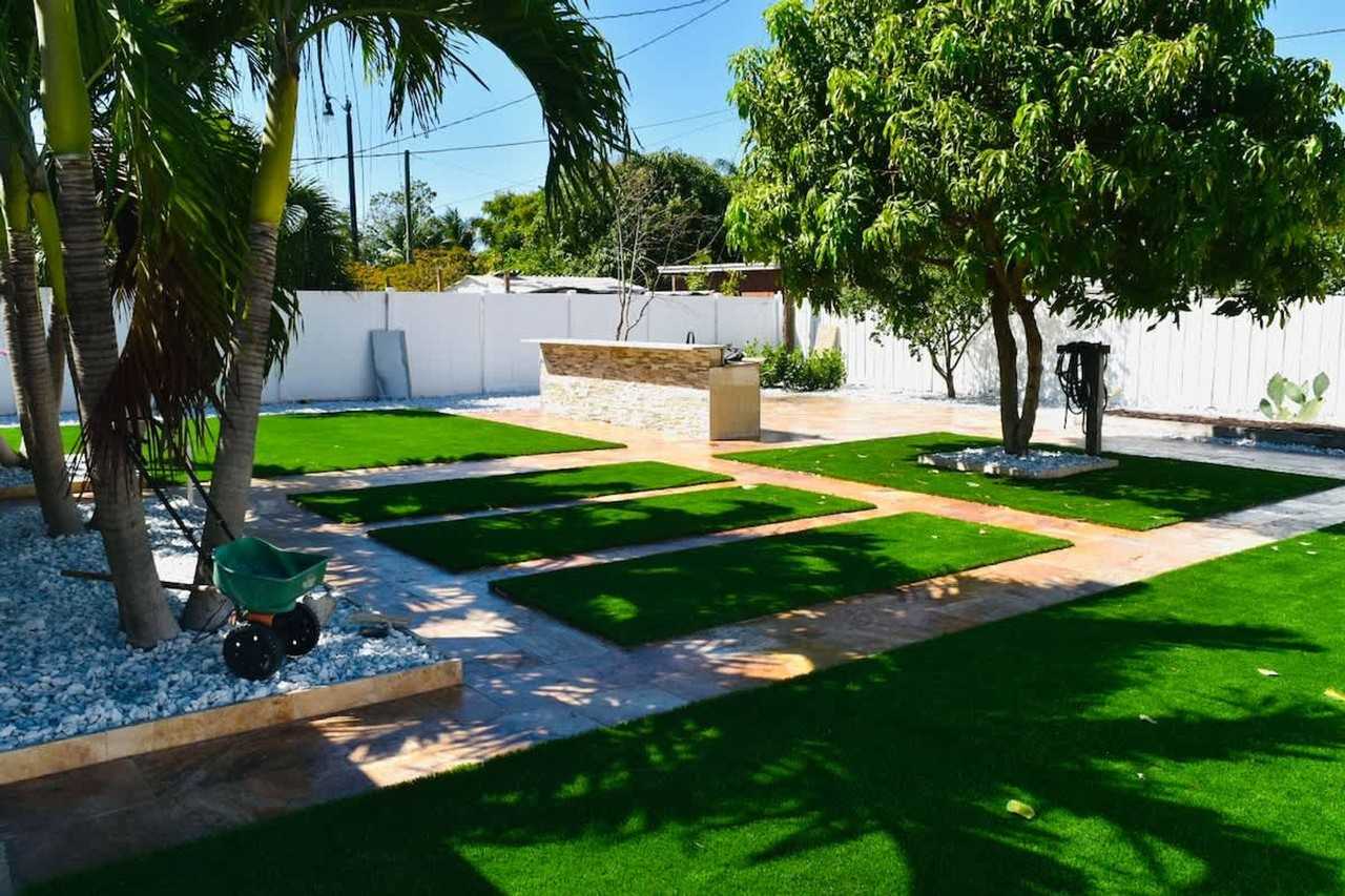 4211 Ne 13th Ave #1332459P - Photo 5 of 27