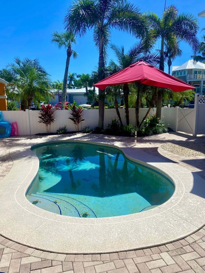 112 77th St #1363945P - Photo 4 of 15