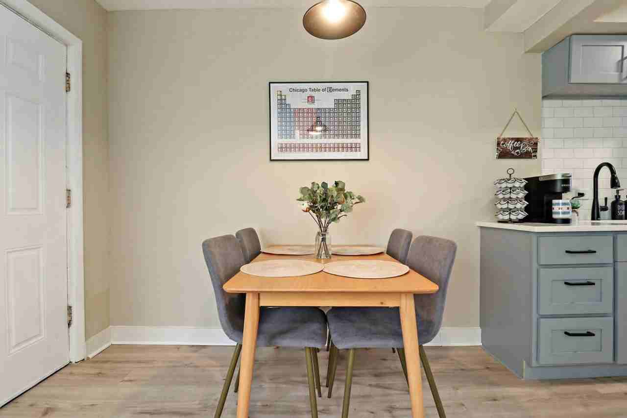 4444 Wisconsin Ave #1366956P - Photo 7 of 19