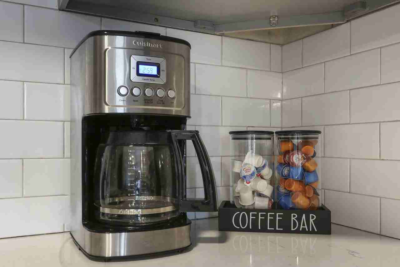 1009 Front Street - Photo 2 of 22