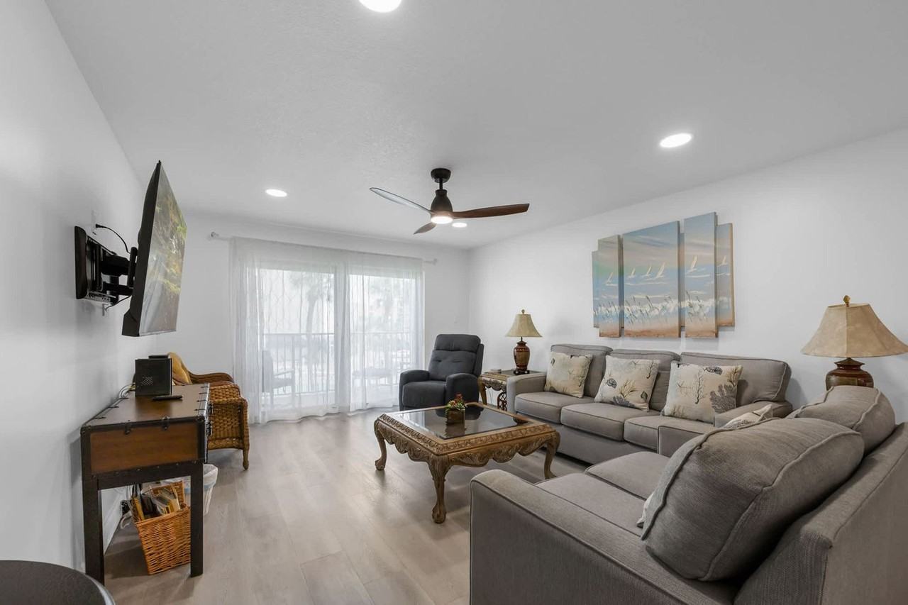 274 Barlow Ave #1044428P - Photo 2 of 34