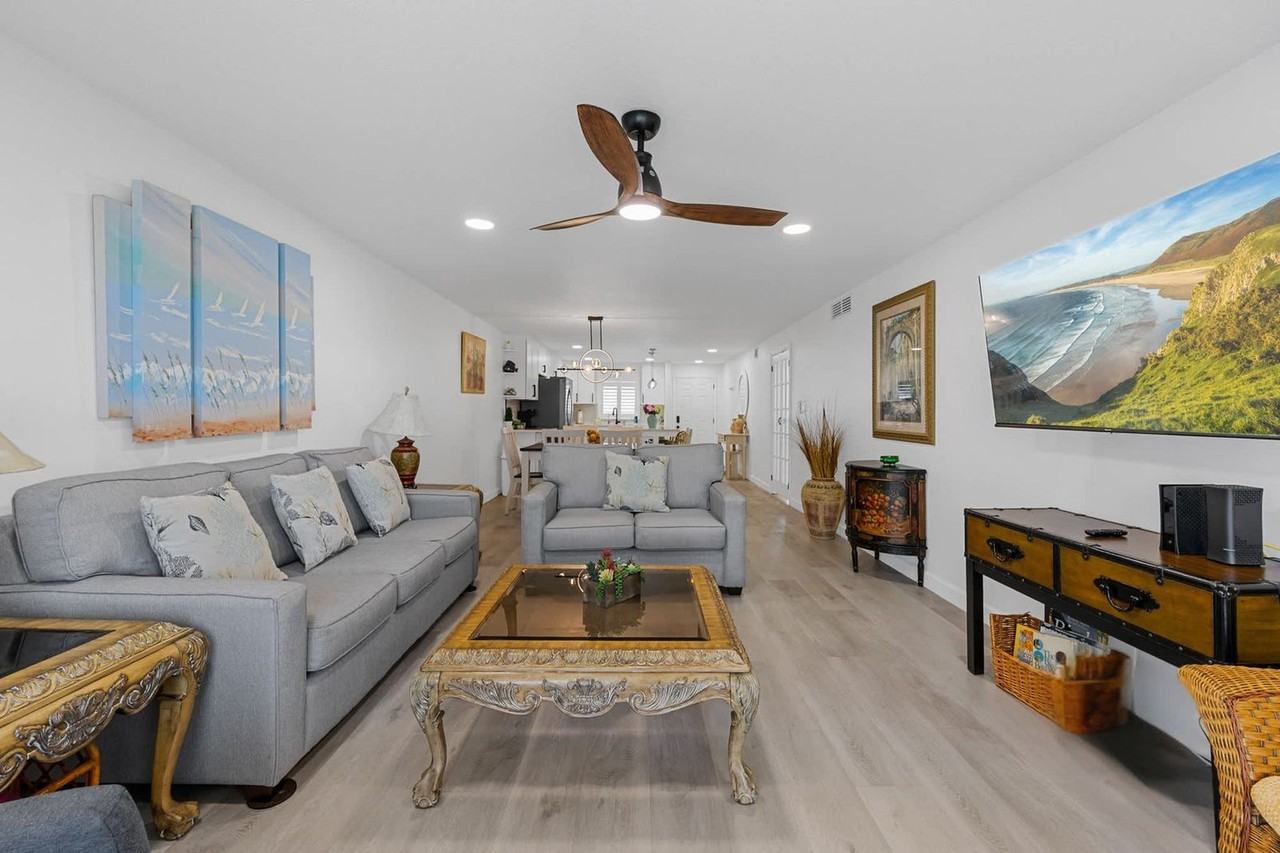 274 Barlow Ave #1044428P - Photo 3 of 34