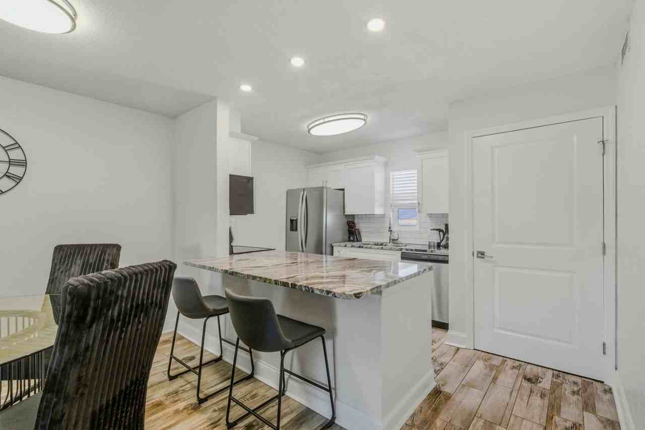 3911 W Cleveland St #1371162P - Photo 5 of 47