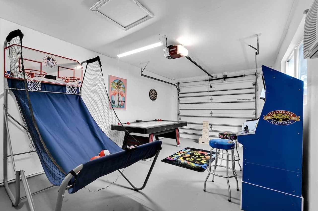 3151 Nw 69th St #1372361P - Photo 7 of 44