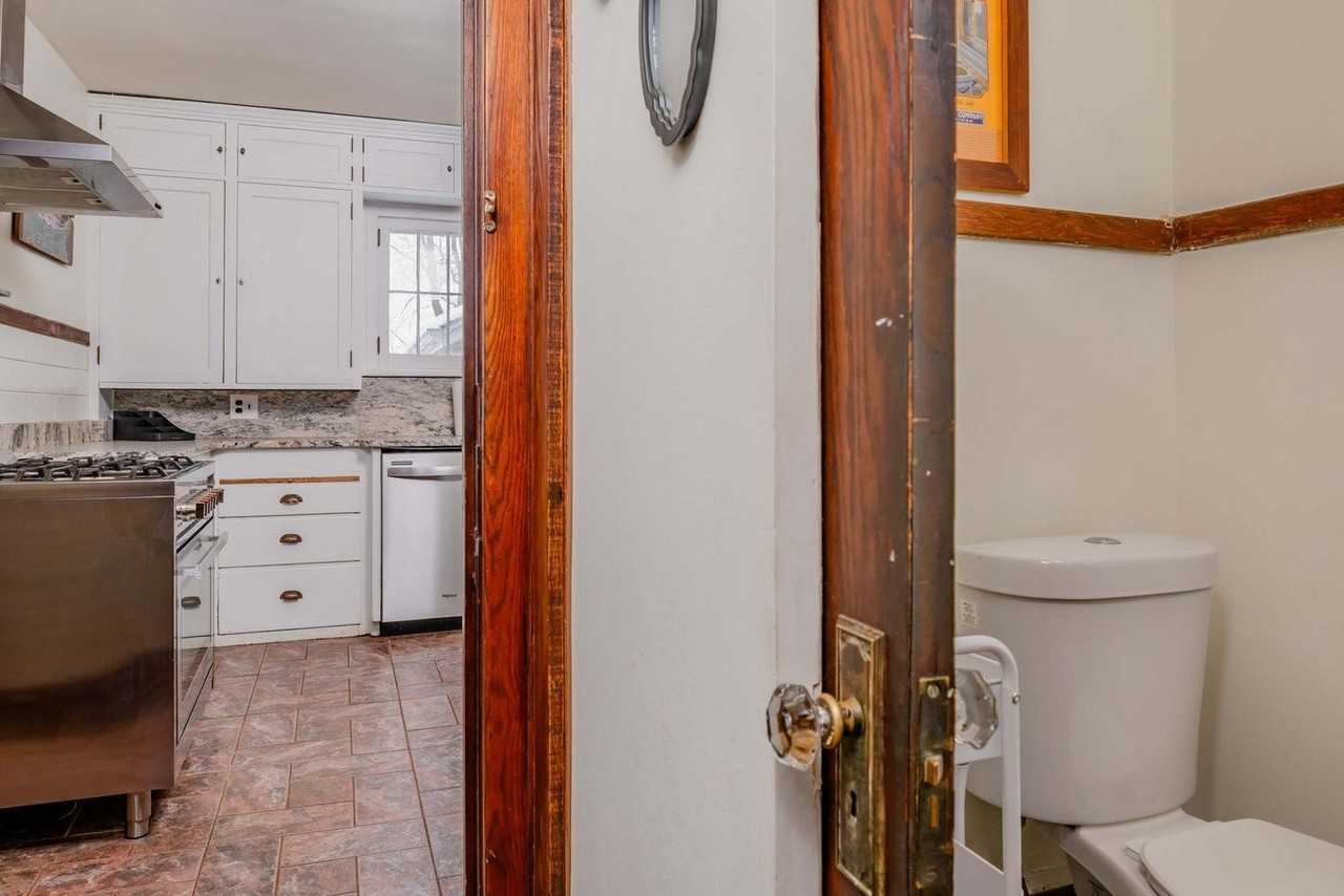 301 W Wisconsin Ave #1373701P - Photo 7 of 20