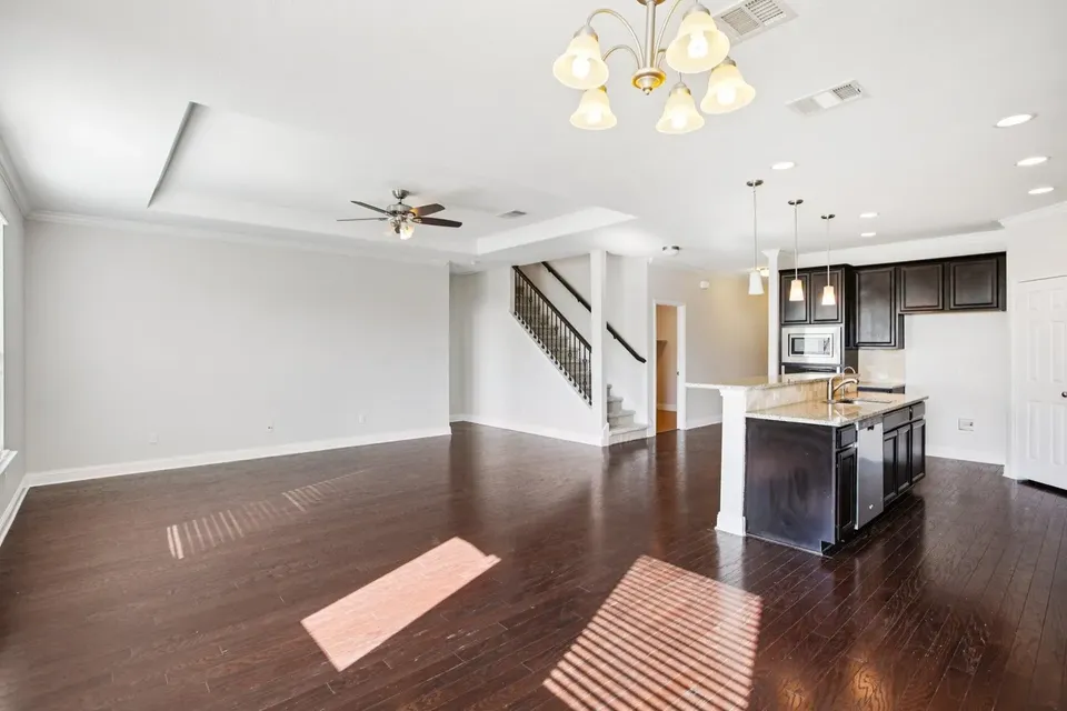 19717 Shinning Isle Run - Photo 4 of 30