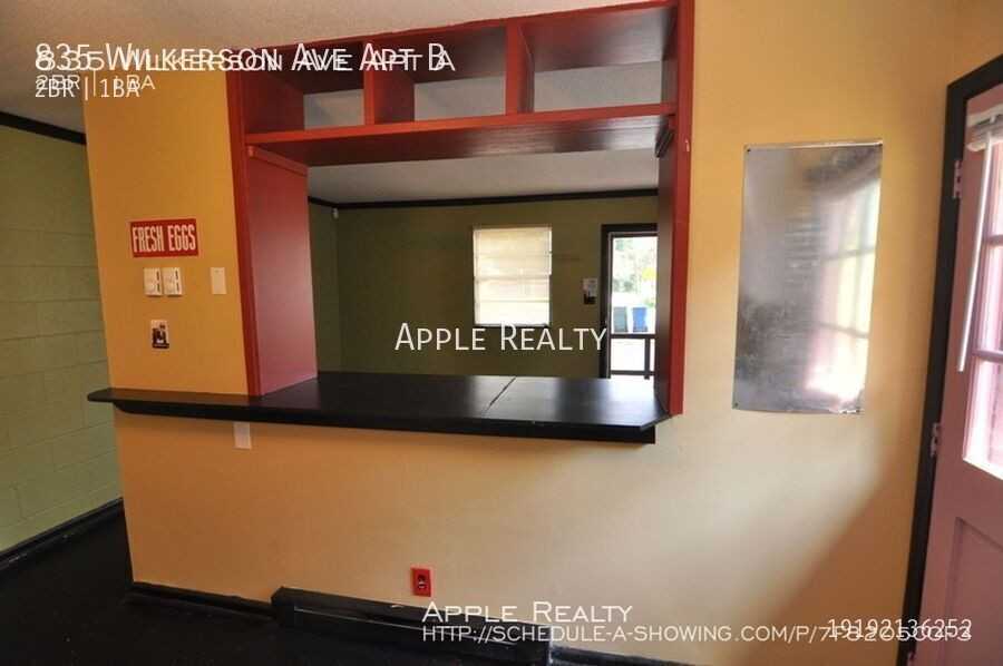 835 Wilkerson Ave Apt B - Photo 4 of 12