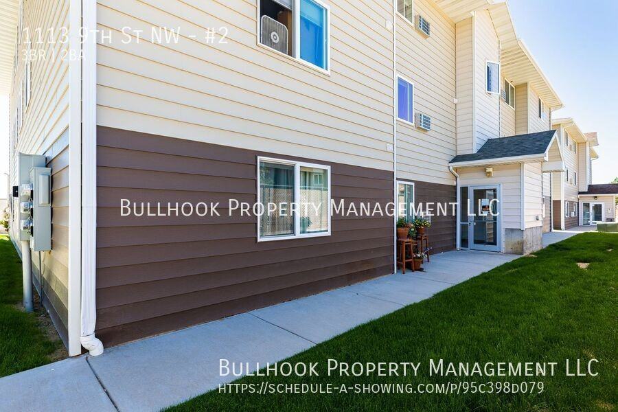 1113 9th St Nw #2 - Photo 5 of 9