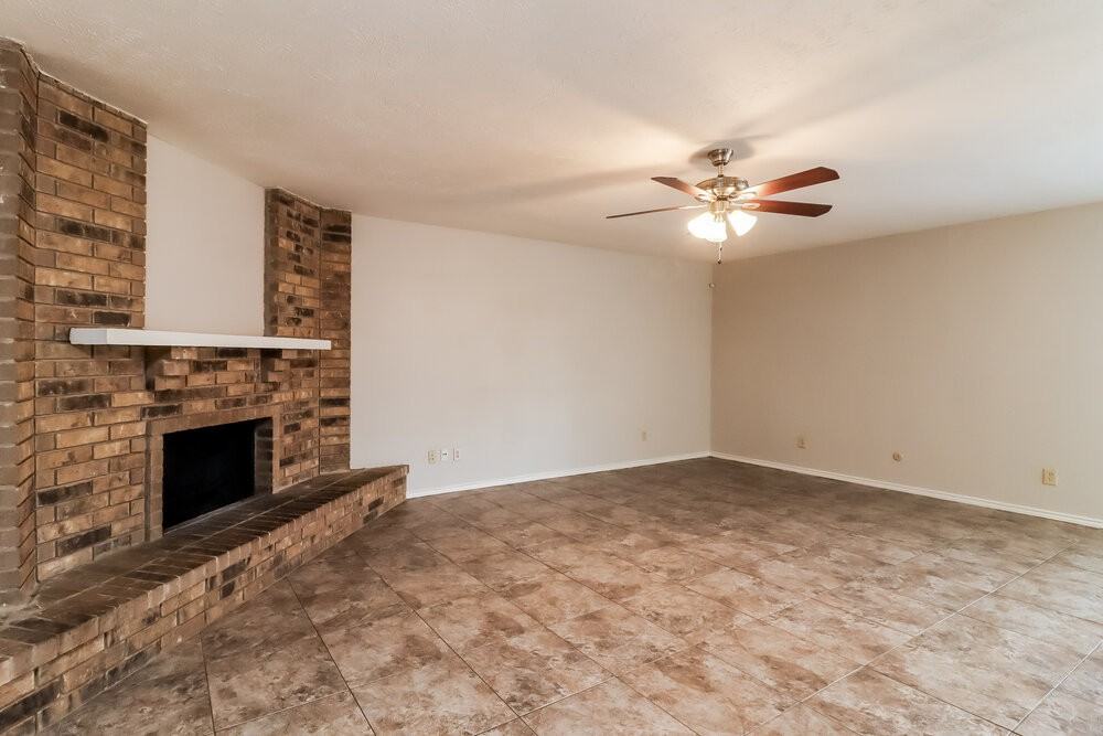 7805 Whirlwind Dr - Photo 4 of 16