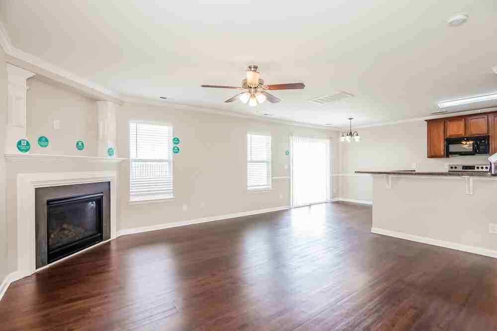 2913 Westbury Ct - Photo 4 of 17