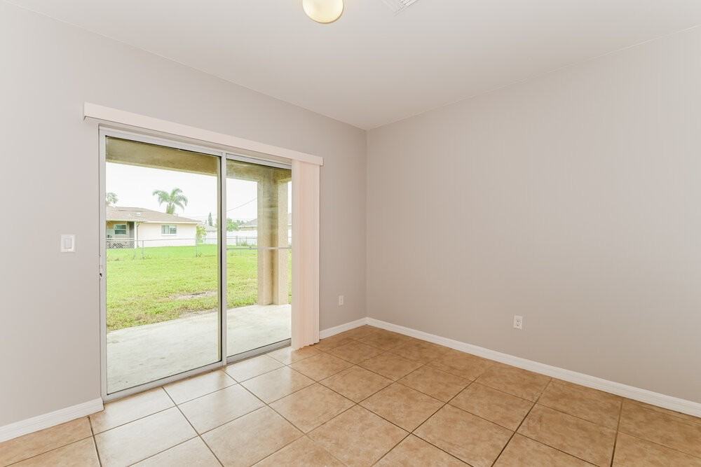 25 Sw 19th Ter - Photo 6 of 16