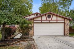 538 Surrey Ln - Photo 1 of 1