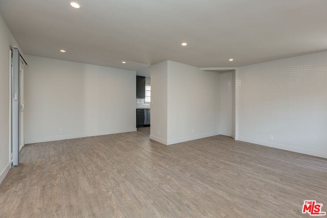 4102 Country Club Dr #4102 - Photo 3 of 14