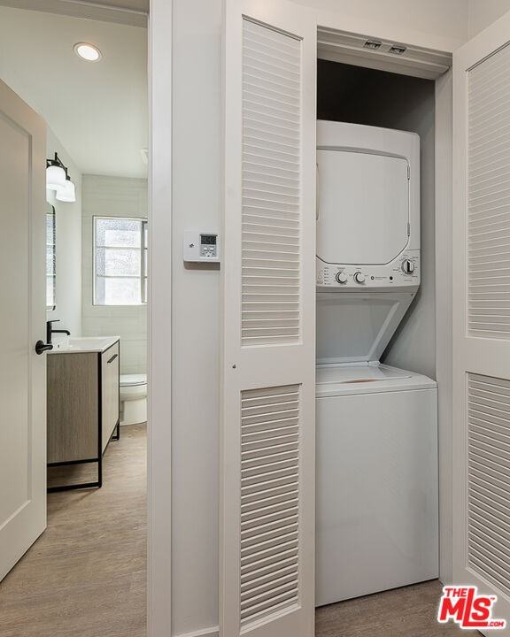 4102 Country Club Dr #4102 - Photo 6 of 14