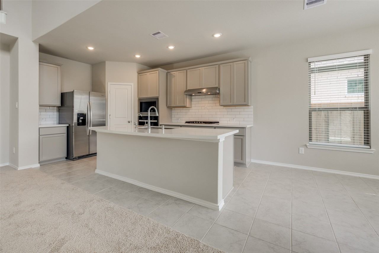 13727 Tranquila Vista Dr #13727 - Photo 6 of 42