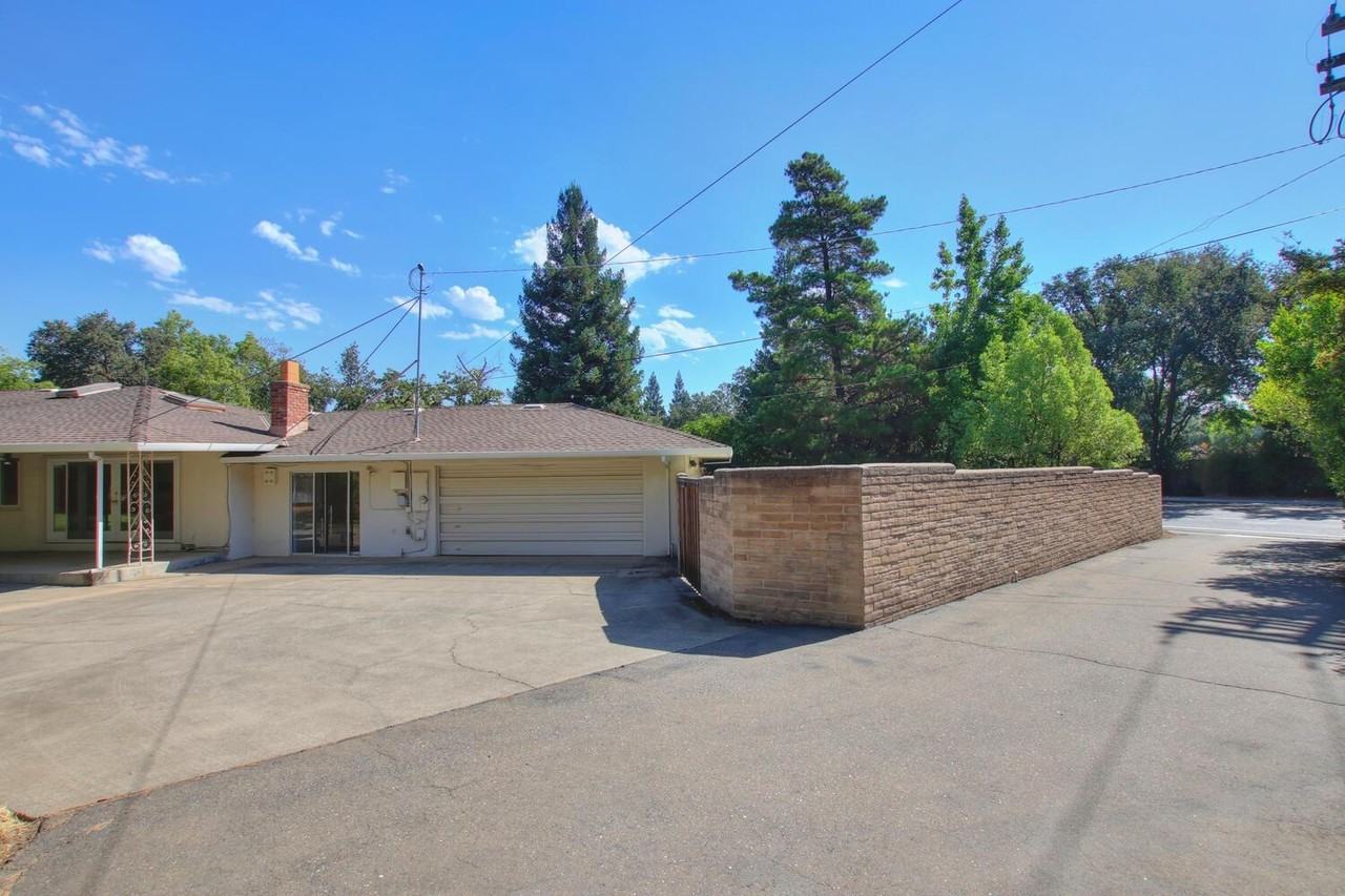 1501 Menlo Ave #1501 - Photo 4 of 15