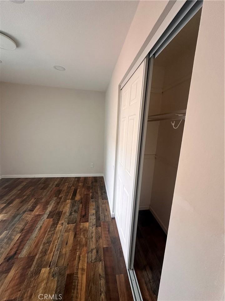 1440 N Weeping Willow Ln #1440 - Photo 2 of 31