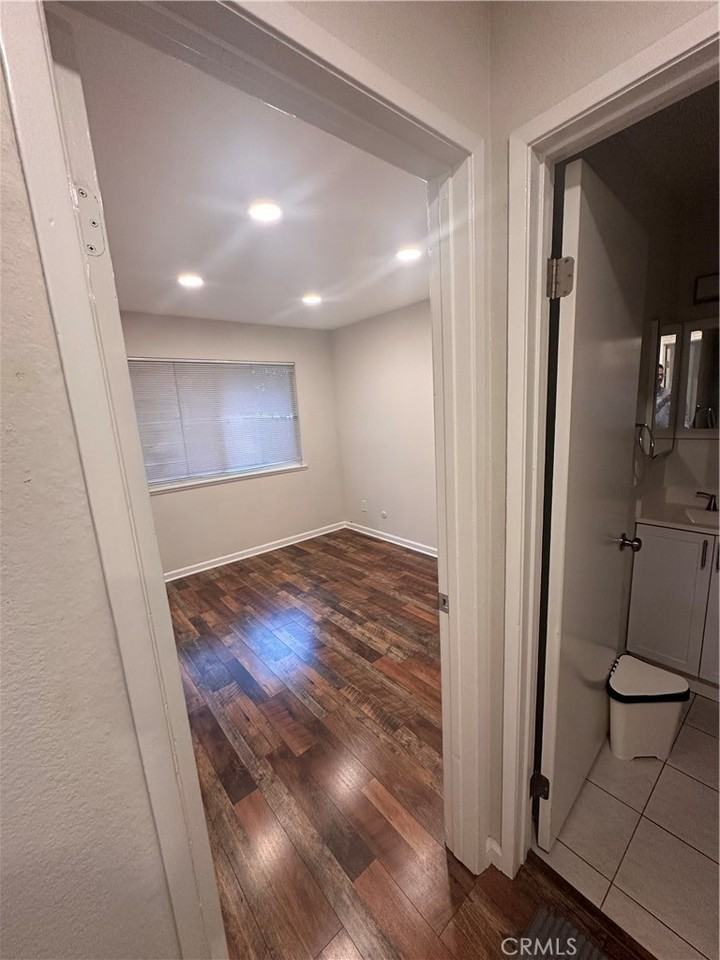 1440 N Weeping Willow Ln #1440 - Photo 3 of 31