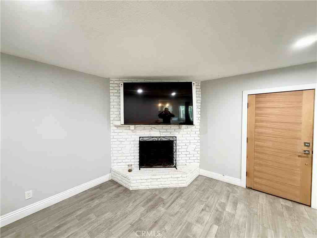 12758 Dalewood St #12758 - Photo 3 of 23