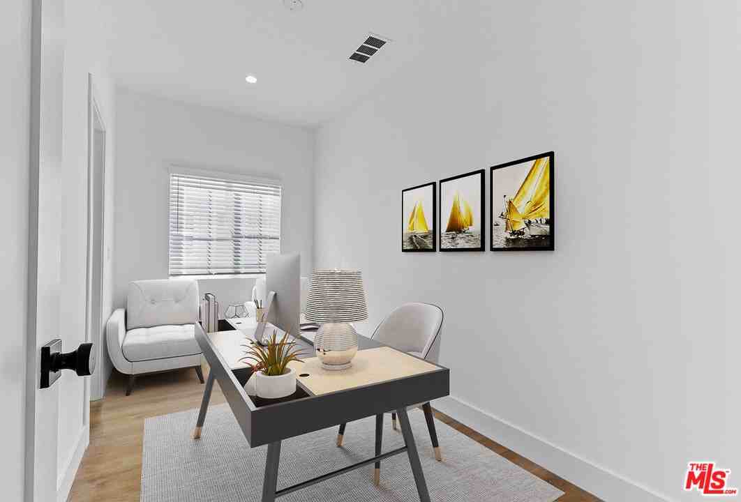 2832 12th Ave #2832 - Photo 5 of 20