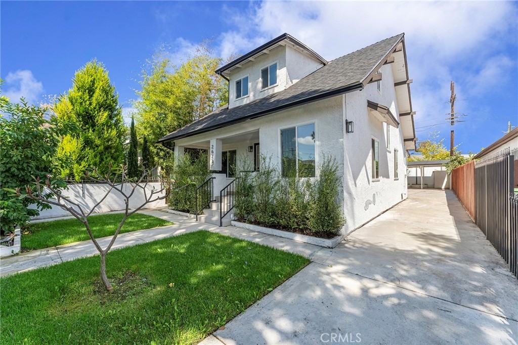 2623 Exposition Pl #2623 - Photo 6 of 32